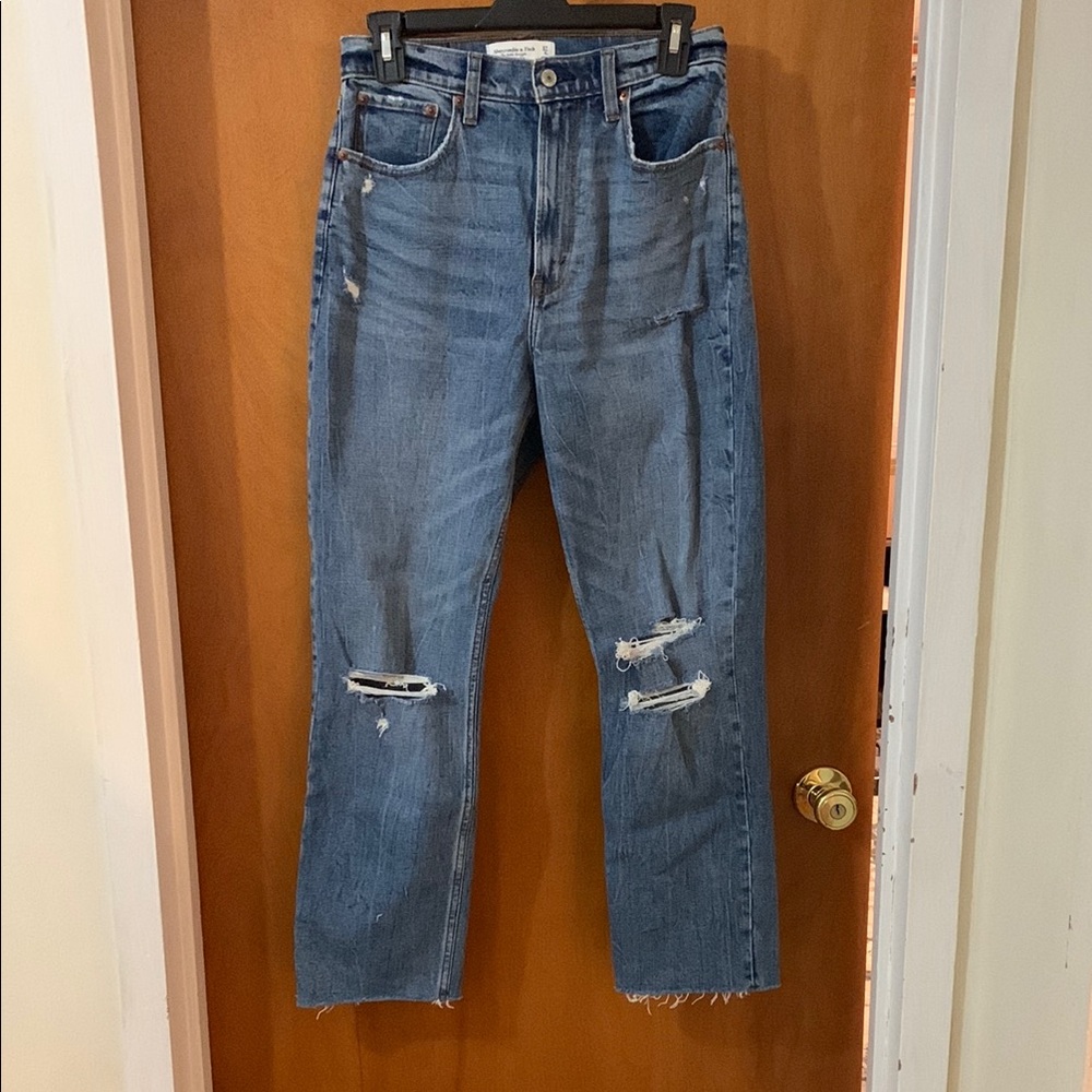 Abercrombie The Ankle Straight Ultra High Rise Jean